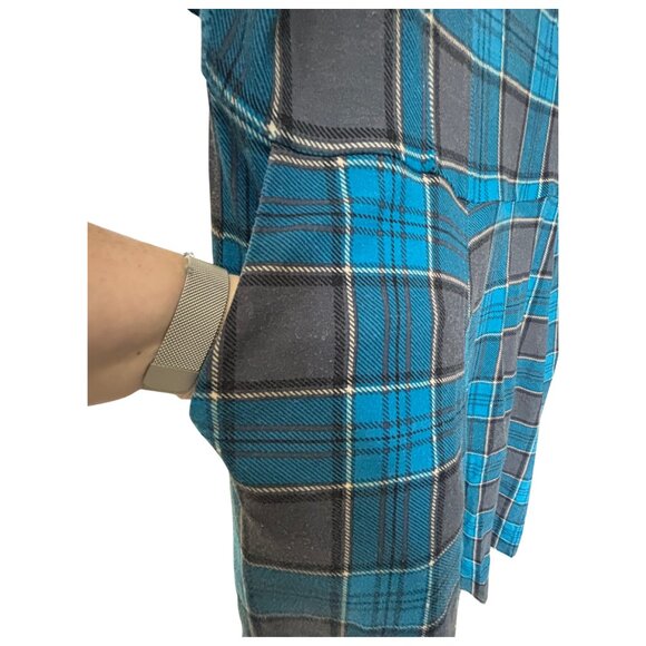 Gently Used - Torrid Mini Ponte V-neck Skater Dress Blue & Gray Plaid Size 3x - Picture 8 of 12